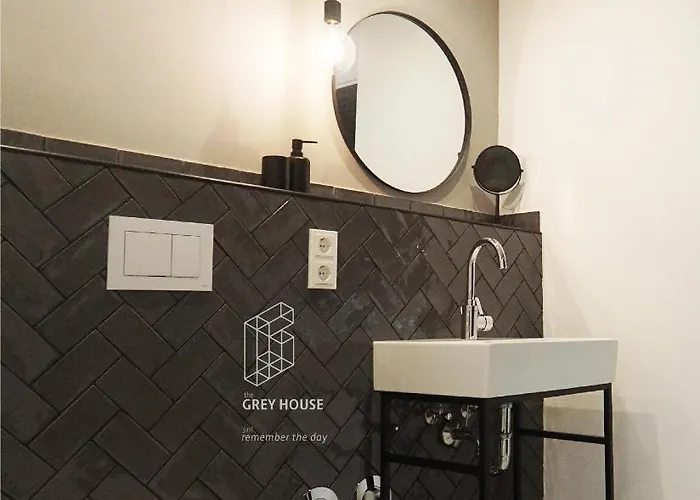 Lägenhet The Grey House