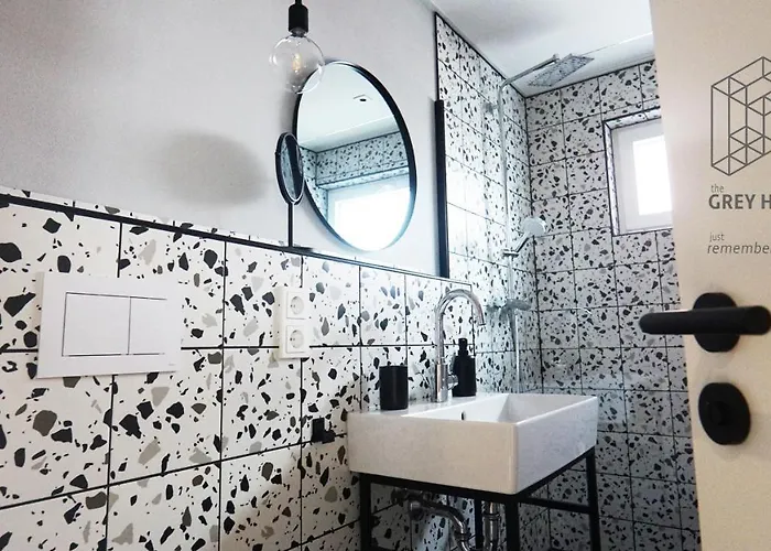 The Grey House * Kröv